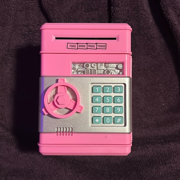 Mini Pink Safe - Picture 1 of 5